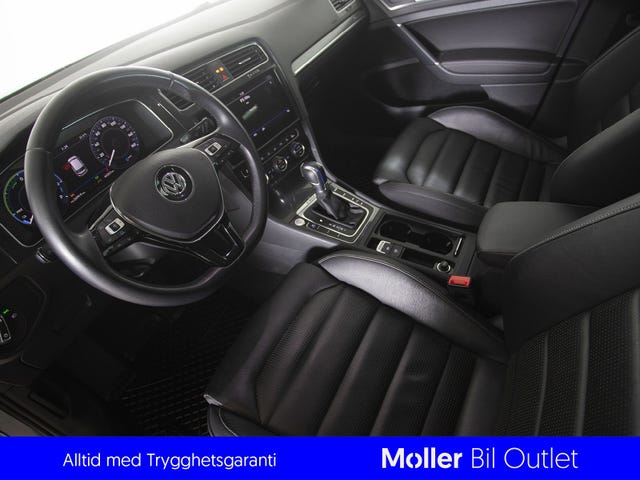 2018 VOLKSWAGEN GOLF - 10