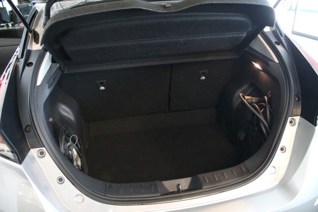 2022 NISSAN LEAF - 9