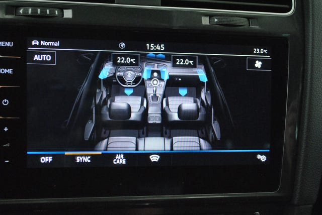 2018 VOLKSWAGEN GOLF - 18