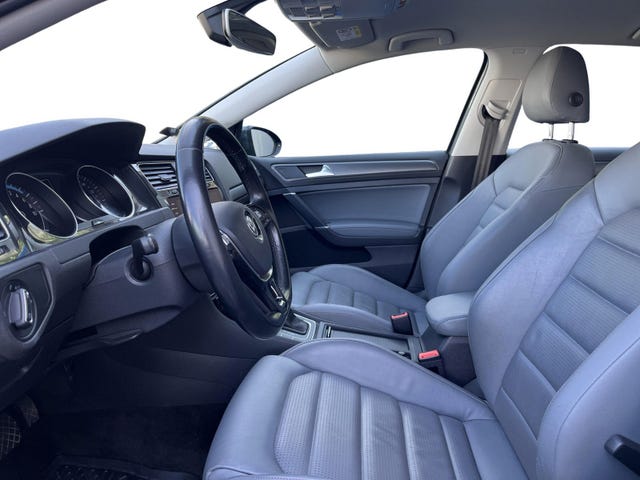 2019 VOLKSWAGEN GOLF - 8