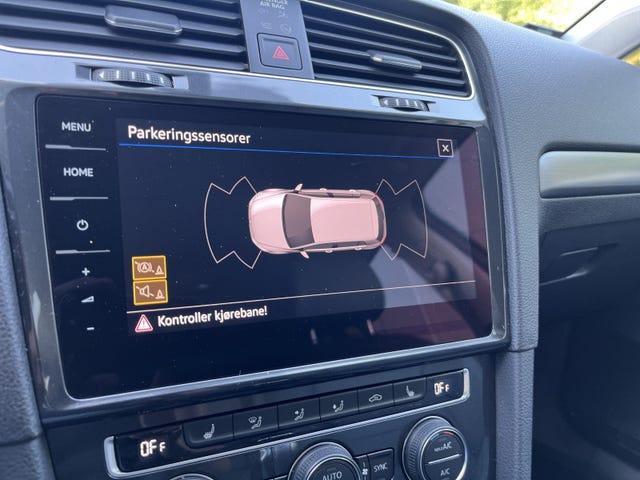 2019 VOLKSWAGEN GOLF - 16