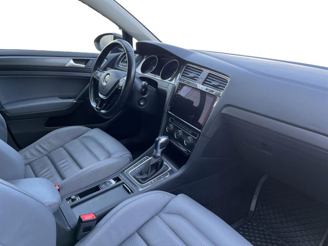2019 VOLKSWAGEN GOLF - 10