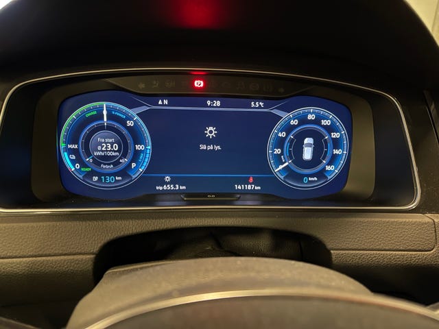 2018 VOLKSWAGEN GOLF - 20