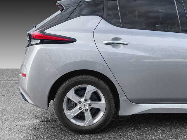 2021 NISSAN LEAF - 8