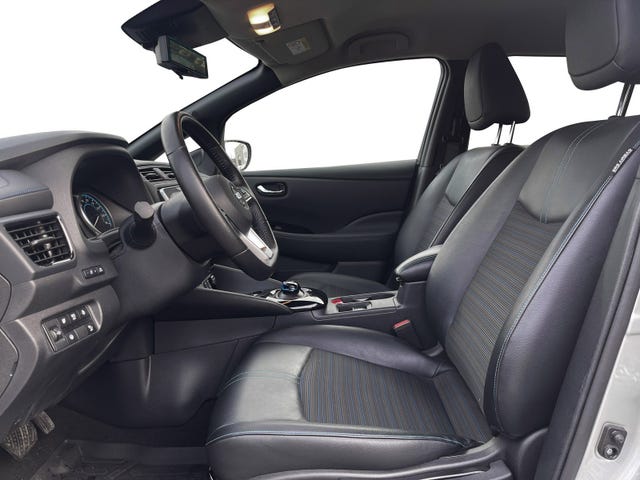 2021 NISSAN LEAF - 11