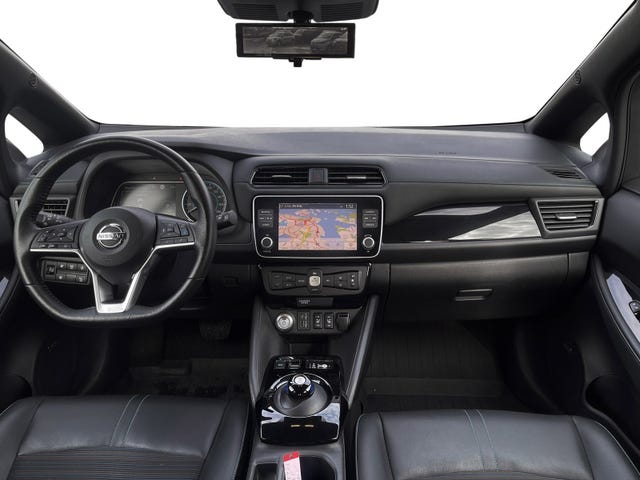 2021 NISSAN LEAF - 18
