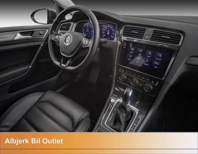 2019 VOLKSWAGEN GOLF - 25