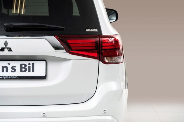 JMBXDGG3WLZ018459 2020 MITSUBISHI OUTLANDER-4