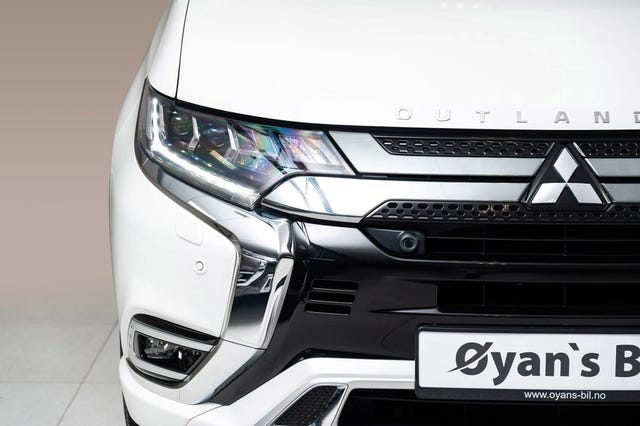 JMBXDGG3WLZ018459 2020 MITSUBISHI OUTLANDER-2
