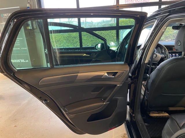 2019 VOLKSWAGEN GOLF - 34
