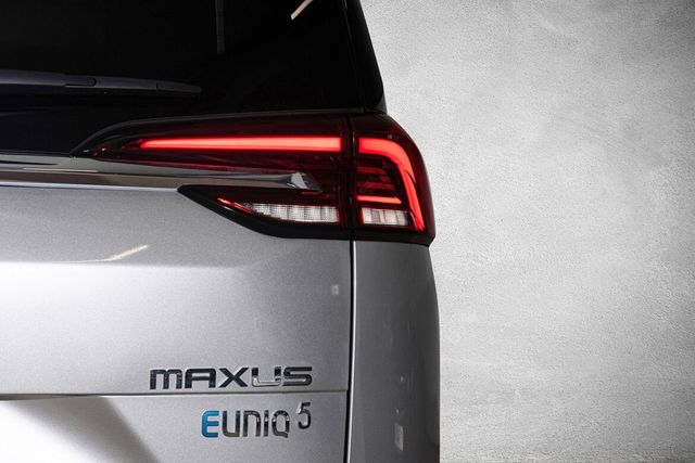 2022 MAXUS EUNIQ 5 - 9