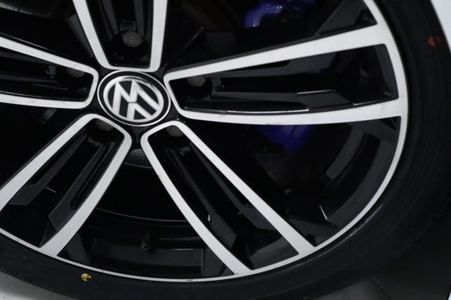 2018 VOLKSWAGEN GOLF - 9