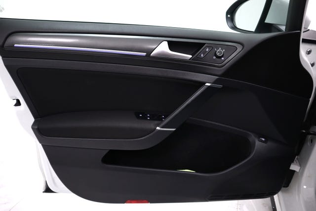 2018 VOLKSWAGEN GOLF - 20