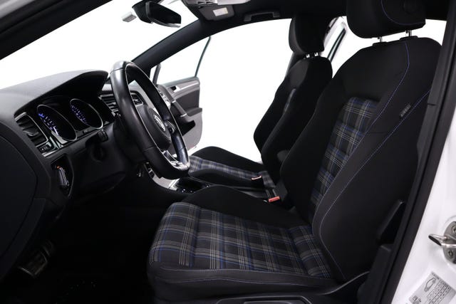 2018 VOLKSWAGEN GOLF - 21