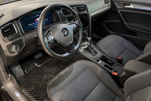 2019 VOLKSWAGEN GOLF - 12