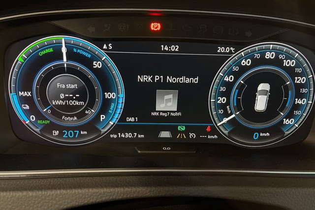 2019 VOLKSWAGEN GOLF - 13