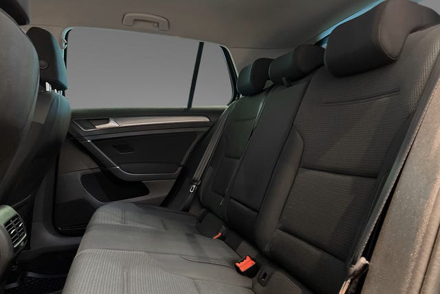 2019 VOLKSWAGEN GOLF - 14