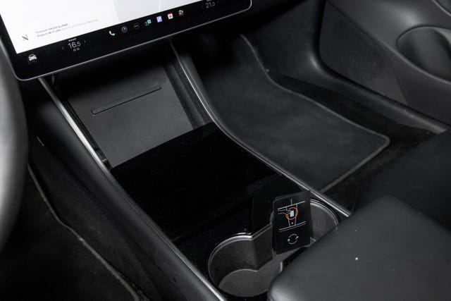 2019 TESLA MODEL 3 - 12