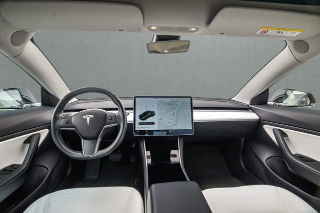 2019 TESLA MODEL 3 - 9