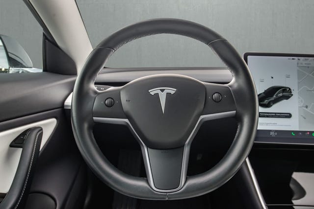 2019 TESLA MODEL 3 - 11