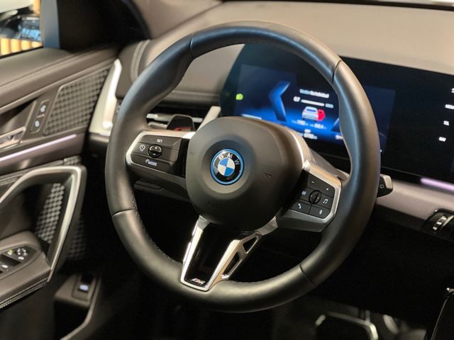 2023 BMW IX1 - 11