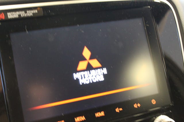 2020 MITSUBISHI OUTLANDER - 23