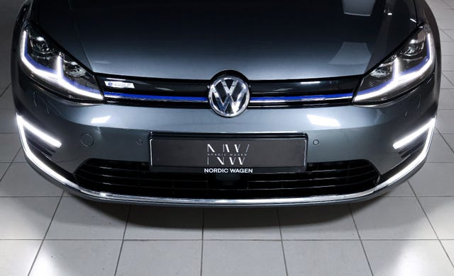 2019 VOLKSWAGEN GOLF - 8