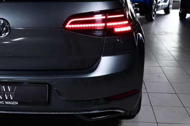 2019 VOLKSWAGEN GOLF - 14