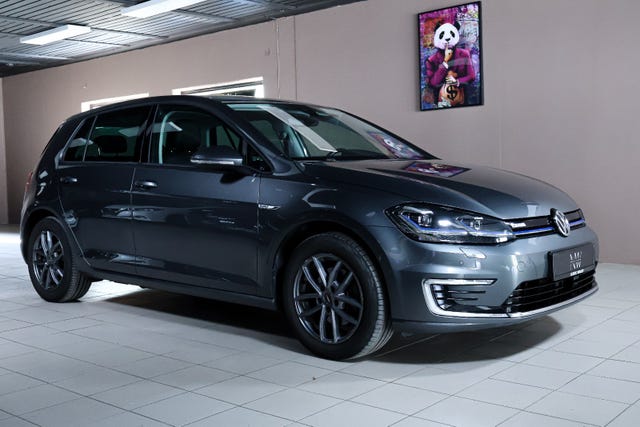 2019 VOLKSWAGEN GOLF - 10