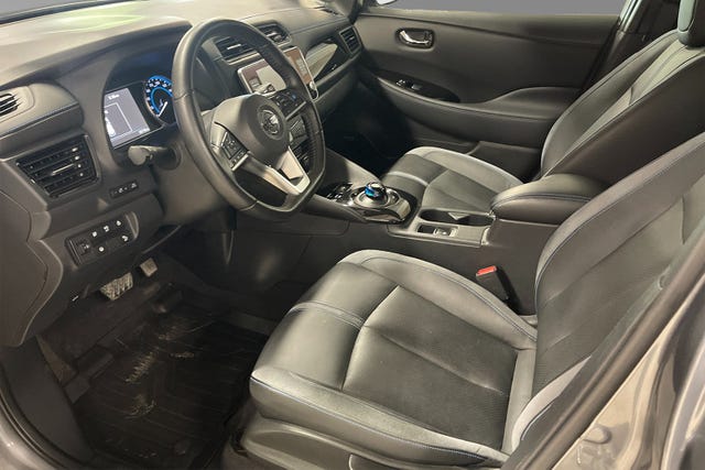 2021 NISSAN LEAF - 12
