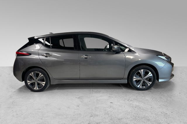 2021 NISSAN LEAF - 9