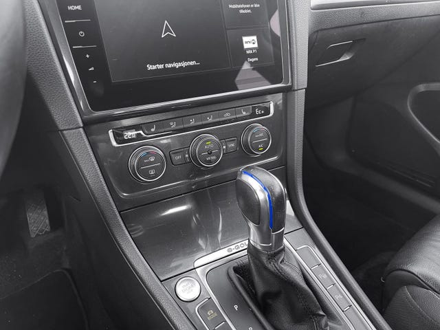 2018 VOLKSWAGEN GOLF - 17
