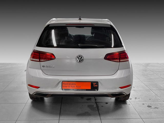 WVWZZZAUZJW901622 2018 VOLKSWAGEN GOLF-3
