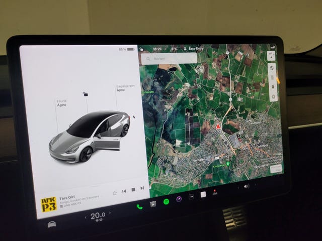 2021 TESLA MODEL 3 - 18