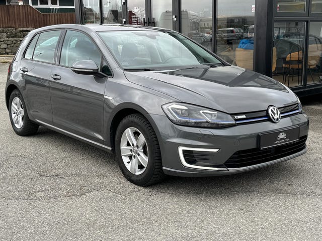 WVWZZZAUZK8908856 2019 VOLKSWAGEN GOLF-2