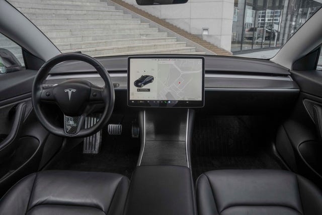 2019 TESLA MODEL 3 - 23