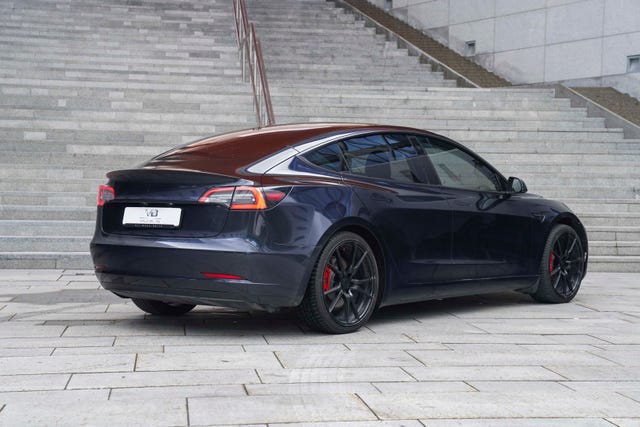 5YJ3E7EB0KF202388 2019 TESLA MODEL 3-5