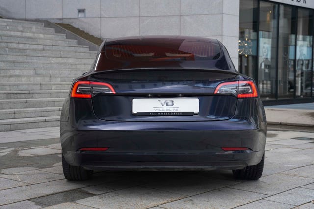 2019 TESLA MODEL 3 - 8