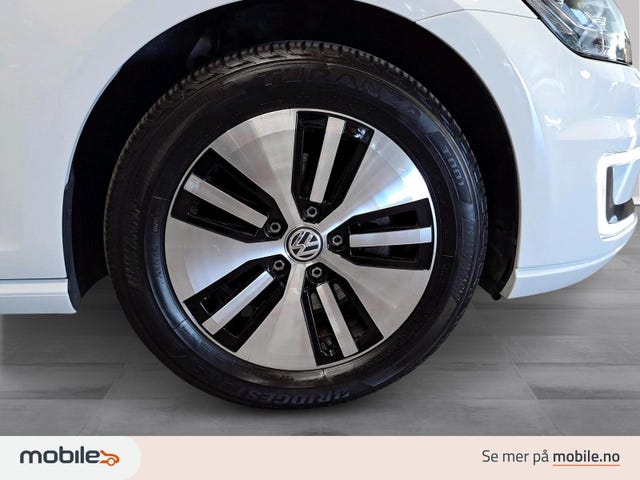 2019 VOLKSWAGEN GOLF - 24