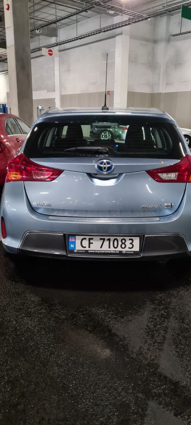 2013 TOYOTA AURIS - 29