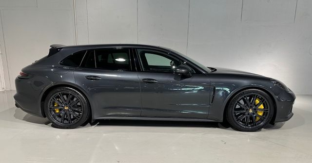 WP0ZZZ97ZJL198295 2018 PORSCHE PANAMERA-1