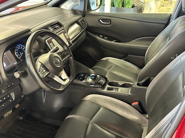 2020 NISSAN LEAF - 7