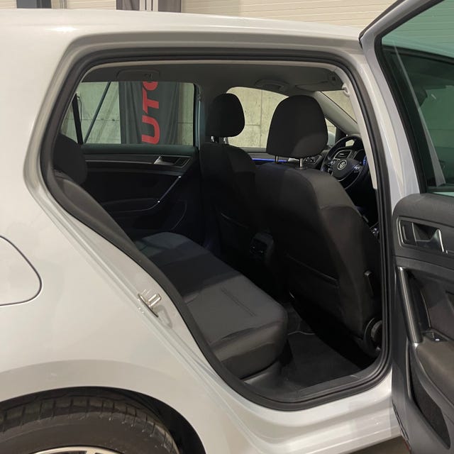 2018 VOLKSWAGEN GOLF - 17