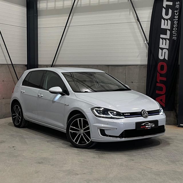 WVWZZZAUZJ8904159 2018 VOLKSWAGEN GOLF-0