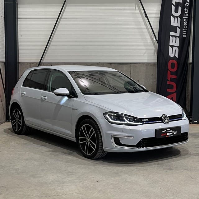 WVWZZZAUZJ8904159 2018 VOLKSWAGEN GOLF-3