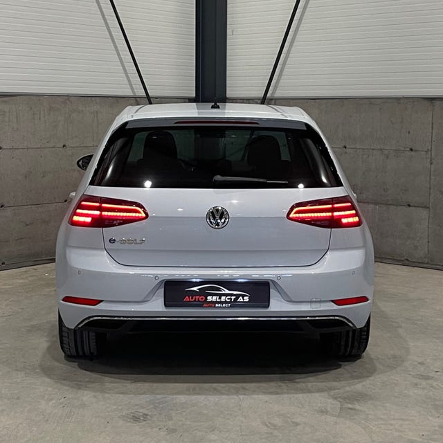 2018 VOLKSWAGEN GOLF - 11