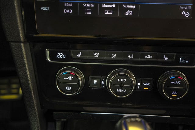 2018 VOLKSWAGEN GOLF - 29