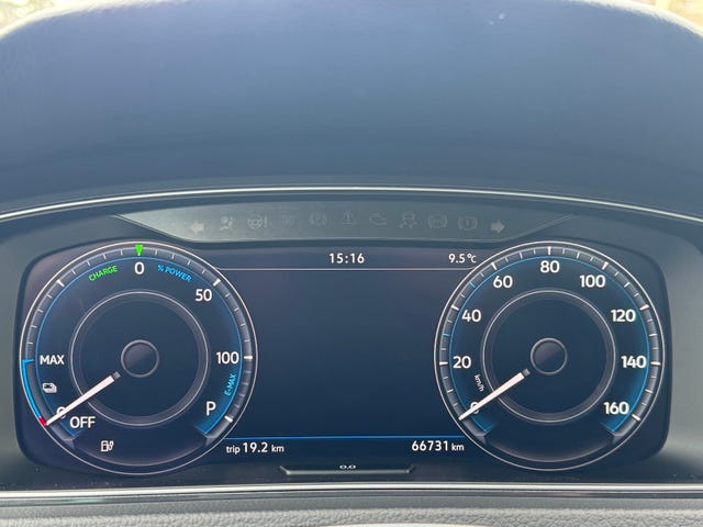 2019 VOLKSWAGEN GOLF - 14