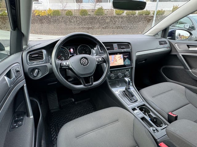 2019 VOLKSWAGEN GOLF - 9