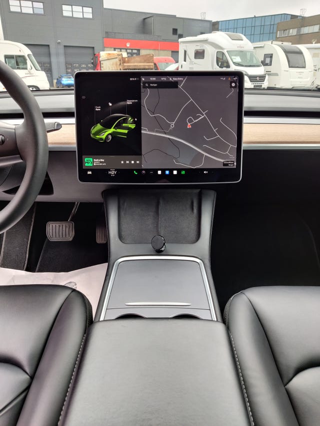 2021 TESLA MODEL 3 - 12
